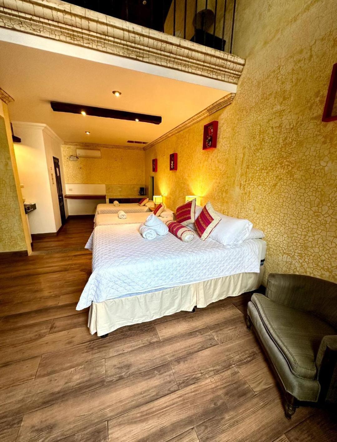 Casa Mia Hotel Antigua Esterno foto